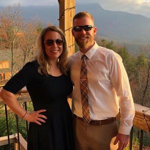 Meet your Posher, Christin